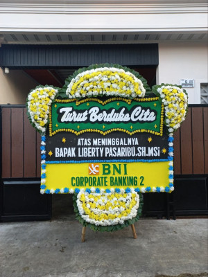 Papan Bunga Duka di Pasirluyu